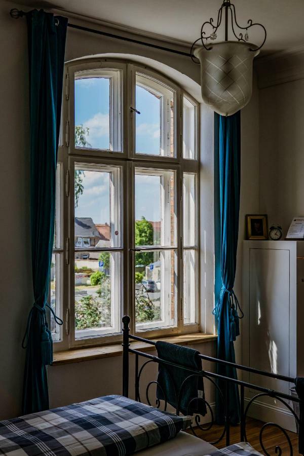 B&B Muehlenvilla Am Buetzower Hafen Bützow Exterior foto